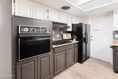 4218 W Lawrence Lane, Phoenix, AZ 85051 - Photo 7