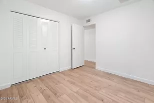 4218 W Lawrence Ln, Phoenix, AZ 85051 - Photo 23