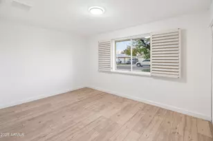 4218 W Lawrence Ln, Phoenix, AZ 85051 - Photo 21