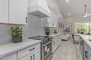 8941 E Maple Dr, Scottsdale, AZ 85255 - Photo 15