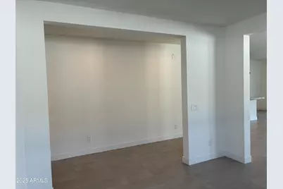 17778 W Crawfordsville Drive, Surprise, AZ 85388 - Photo 7