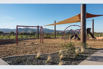 5607 N 193rd Avenue, Litchfield Park, AZ 85340 - Photo 7