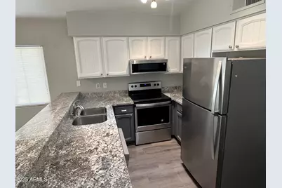 3320 S Parkside Drive, Tempe, AZ 85282 - Photo 7