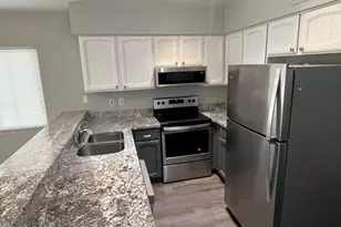 3320 S Parkside Dr, Tempe, AZ 85282 - Photo 7