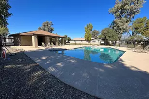 3320 S Parkside Dr, Tempe, AZ 85282 - Photo 13