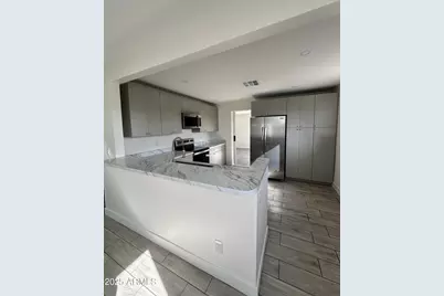 8001 N 28th Avenue, Phoenix, AZ 85051 - Photo 3