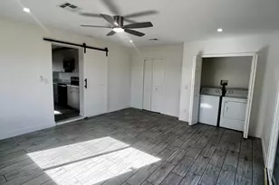 8001 N 28th Ave, Phoenix, AZ 85051 - Photo 9