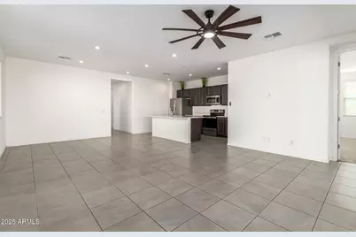 2004 E Escondido Place, Casa Grande, AZ 85122 - Photo 11