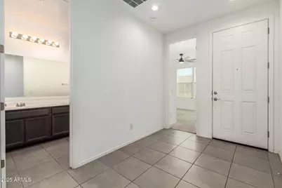 2004 E Escondido Place, Casa Grande, AZ 85122 - Photo 9