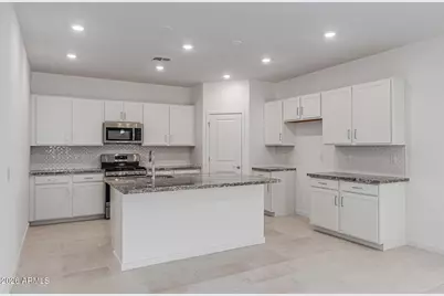 30148 W Palo Brea Way, Buckeye, AZ 85396 - Photo 9