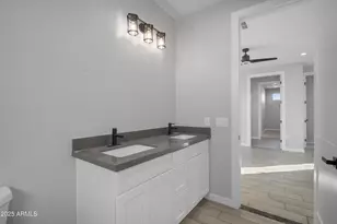 431 S Central Ave, Avondale, AZ 85323 - Photo 13