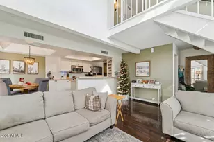 5002 E Siesta Dr, Phoenix, AZ 85044 - Photo 9