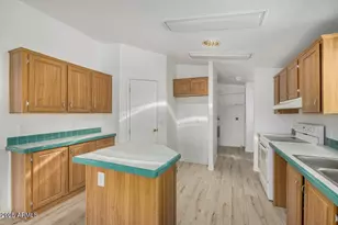 1634 E Michelle Dr, Phoenix, AZ 85022 - Photo 17