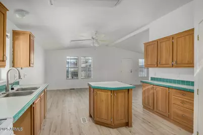 1634 E Michelle Drive, Phoenix, AZ 85022 - Photo 19