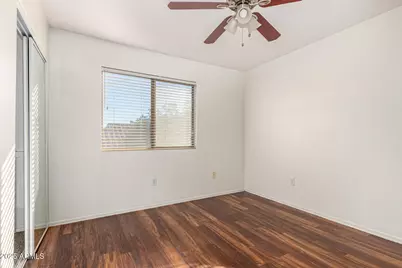 479 W Douglas Avenue, Gilbert, AZ 85233 - Photo 23