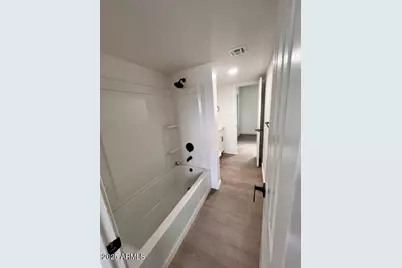 2115 W Belmont Avenue #4, Phoenix, AZ 85021 - Photo 11