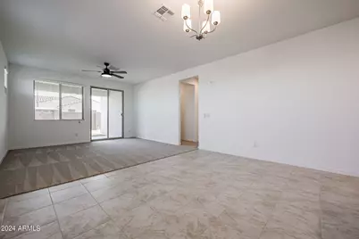 8907 W Colter Street, Glendale, AZ 85305 - Photo 11