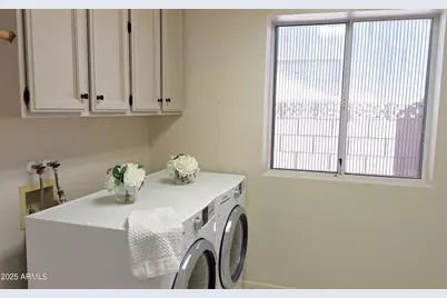 8053 E Natal Avenue, Mesa, AZ 85209 - Photo 17