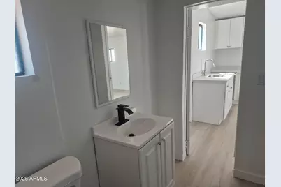 7508 W Orangewood Avenue, Glendale, AZ 85303 - Photo 9