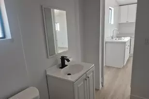 7508 W Orangewood Ave, Glendale, AZ 85303 - Photo 9