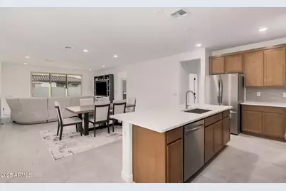 18255 W Larkspur Drive, Goodyear, AZ 85338 - Photo 7