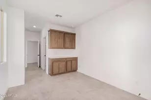 18255 W Larkspur Dr, Goodyear, AZ 85338 - Photo 19