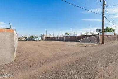 1729 E Jefferson Street #5, Phoenix, AZ 85034 - Photo 1