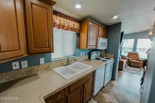 17200 W Bell Rd, Surprise, AZ 85374 - Photo 25