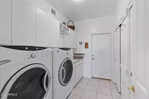 11181 E Hedgehog Pl, Scottsdale, AZ 85262 - Photo 23