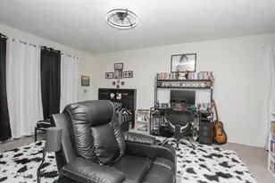 4434 W Dahlia Dr, Glendale, AZ 85304 - Photo 19