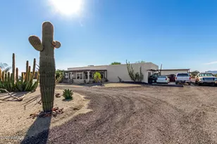 38026 N 251st Ave, Morristown, AZ 85342 - Photo 3