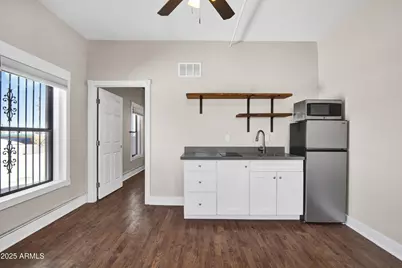 5753 W Glendale Avenue #Apt 202, Glendale, AZ 85301 - Photo 3