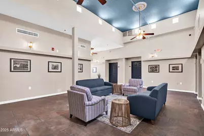 5753 W Glendale Avenue #202, Glendale, AZ 85301 - Photo 9