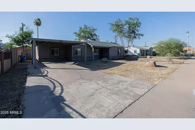 1619 E Whitton Avenue, Phoenix, AZ 85016 - Photo 1
