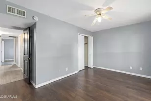 17 S Cholla St, Gilbert, AZ 85233 - Photo 27