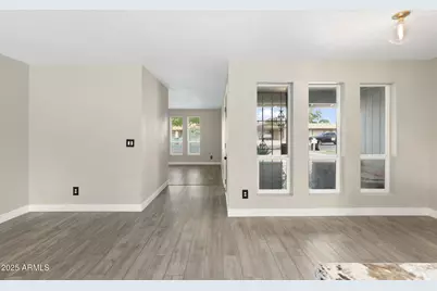 17 S Cholla Street, Gilbert, AZ 85233 - Photo 15