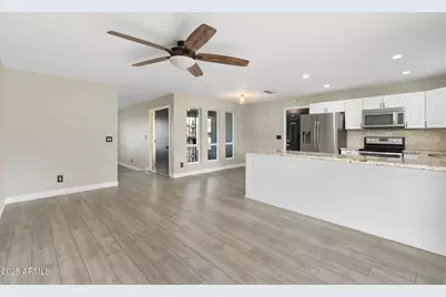 17 S Cholla Street, Gilbert, AZ 85233 - Photo 9