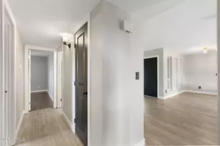 17 S Cholla St, Gilbert, AZ 85233 - Photo 19