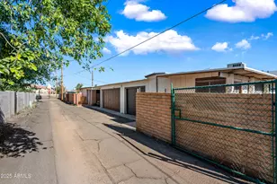 1138 N Dresden Cir, Mesa, AZ 85203 - Photo 7