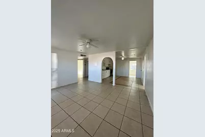 6825 W Vernon Avenue, Phoenix, AZ 85035 - Photo 7