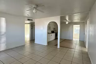 6825 W Vernon Ave, Phoenix, AZ 85035 - Photo 7