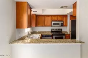 17211 N 35th Ave, Phoenix, AZ 85053 - Photo 11