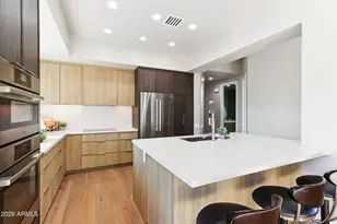 8989 N Gainey Center Dr, Scottsdale, AZ 85258 - Photo 13