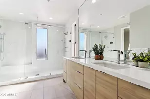 8989 N Gainey Center Dr, Scottsdale, AZ 85258 - Photo 23