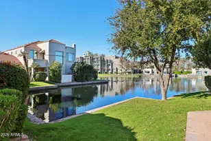 8989 N Gainey Center Dr, Scottsdale, AZ 85258 - Photo 29