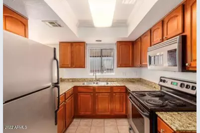 17211 N 35th Avenue #F112, Phoenix, AZ 85053 - Photo 5