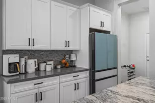 12090 W Peak View Rd, Peoria, AZ 85383 - Photo 15