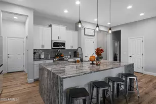 12090 W Peak View Rd, Peoria, AZ 85383 - Photo 11