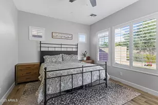 12090 W Peak View Rd, Peoria, AZ 85383 - Photo 27