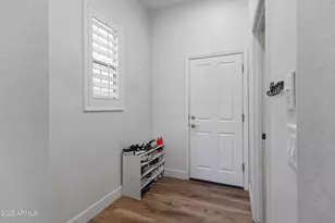 12090 W Peak View Rd, Peoria, AZ 85383 - Photo 33